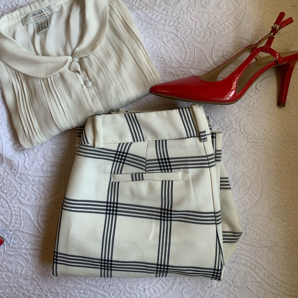 cute white with black stipe slacks